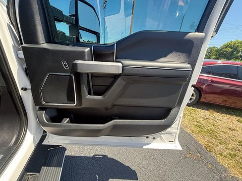 Used 2019 Ford F350 Platinum w/ Platinum Ultimate Package AWD/4WD image 22