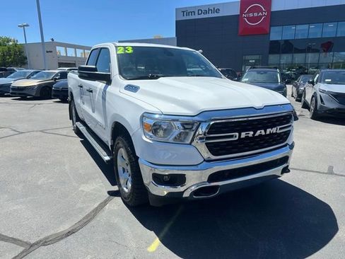 Used 2023 RAM 1500 Big Horn AWD/4WD image 3