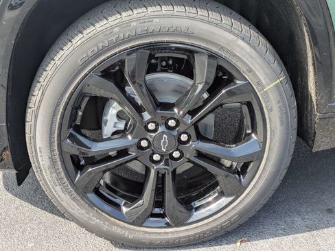 New 2027 Chevrolet Traverse RS FWD image 35