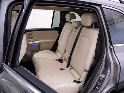 Certified 2023 Mercedes-Benz EQB 300 4MATIC w/ Exclusive Package image 21