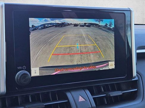 Used 2025 Toyota RAV4 LE AWD/4WD image 13