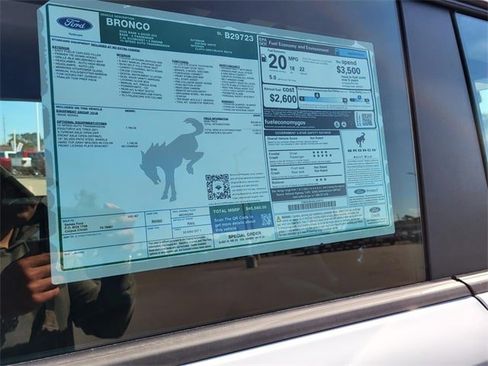 New 2025 Ford Bronco 4-Door image 10