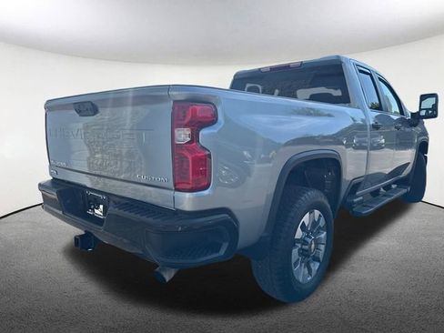 Used 2024 Chevrolet Silverado 2500 Custom w/ Custom Convenience Package image 14