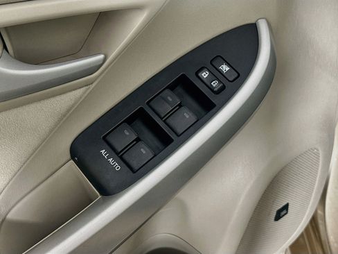 Used 2011 Toyota Prius Three w/ Navigation Pkg FWD image 15