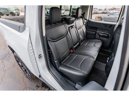 New 2026 Ford Maverick Lariat w/ Black Appearance Package AWD/4WD image 25