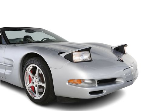 Used 1999 Chevrolet Corvette Convertible w/ Memory Pkg RWD image 16