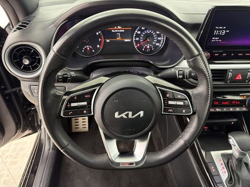 Used 2024 Kia Forte GT-Line w/ GT-Line Premium Package image 16