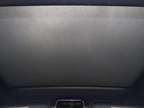 Used 2024 Mercedes-Benz GLC 300 4MATIC image 13