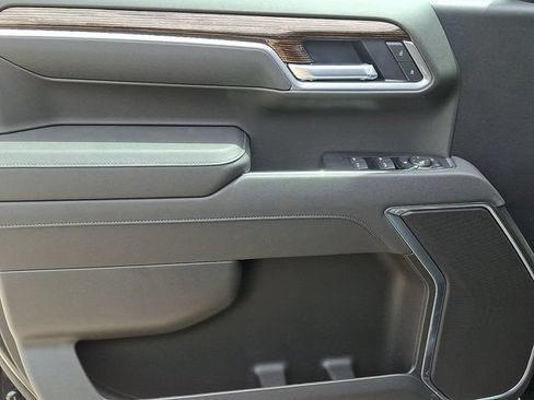 New 2026 GMC Sierra 1500 SLE AWD/4WD image 14