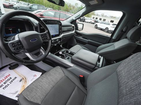 Used 2023 Ford F150 Lightning XLT AWD/4WD image 12