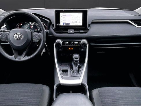 Used 2024 Toyota RAV4 LE image 11