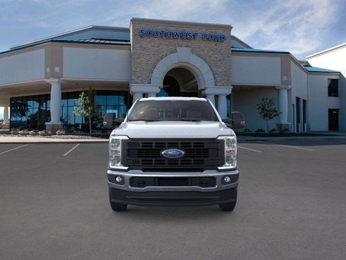 Used 2025 Ford F250 XL image 6