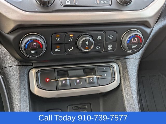 Used 2023 GMC Acadia Denali w/ Denali Ultimate Package FWD image 27
