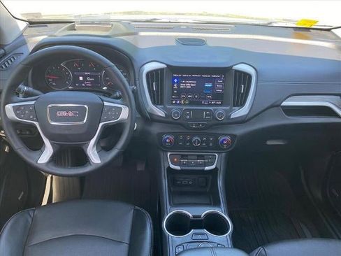 Used 2023 GMC Terrain SLT w/ Infotainment Package II FWD image 13