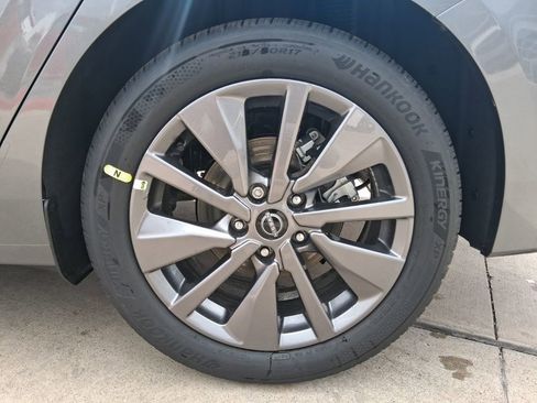 New 2026 Nissan Sentra SL w/ Floor Mat Package image 31