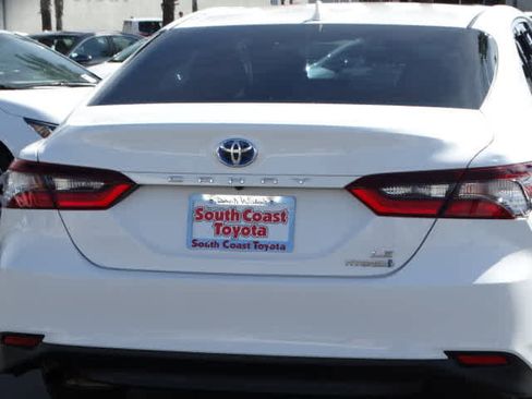 Certified 2021 Toyota Camry LE image 14