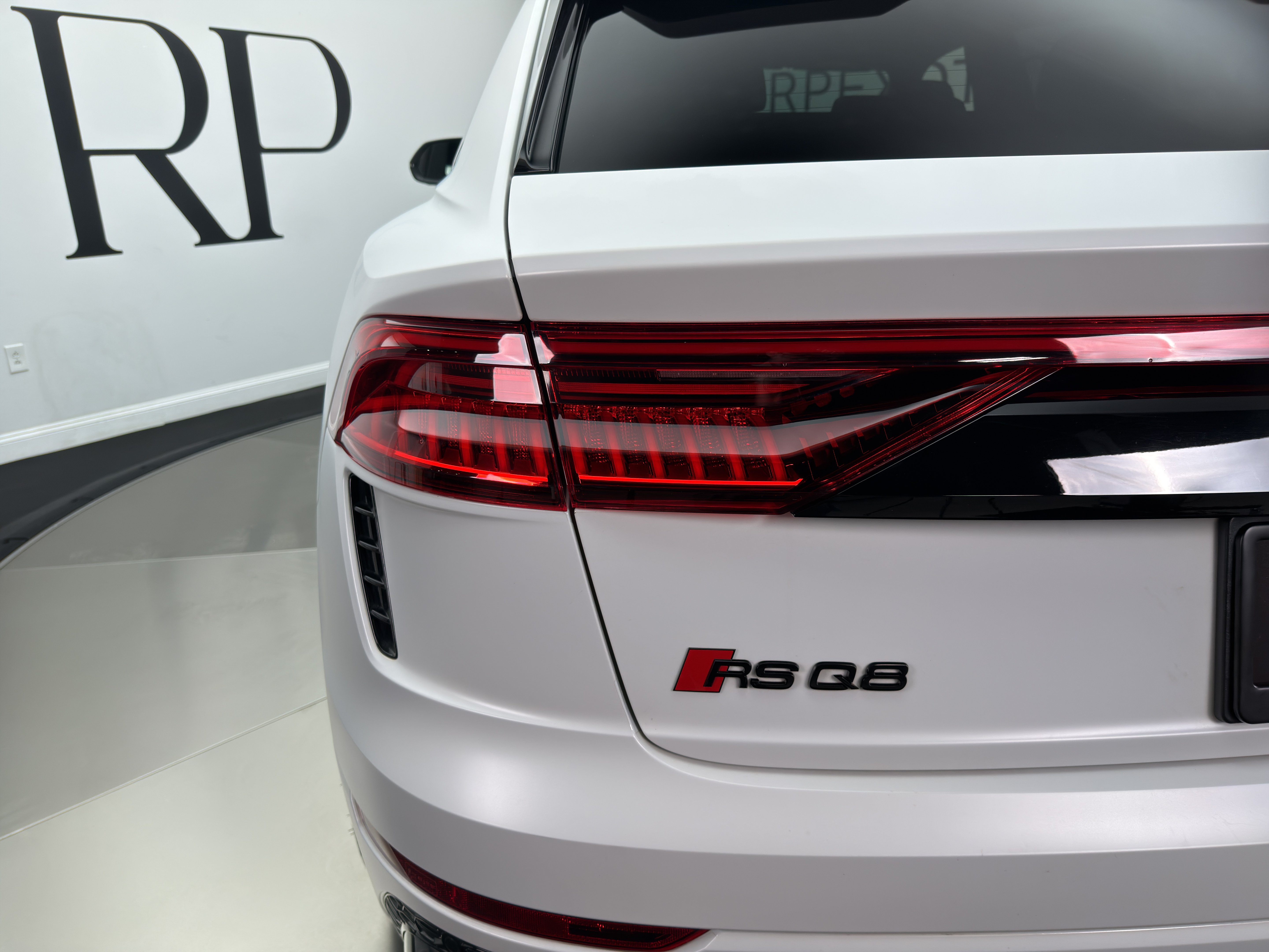 Used 2024 Audi RS Q8 AWD/4WD image 12