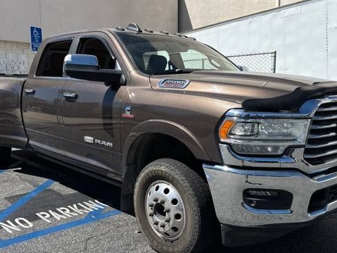 Used 2020 RAM 3500 Limited AWD/4WD image 2