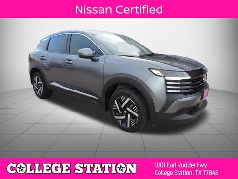 Certified 2025 Nissan Kicks SV FWD image 1
