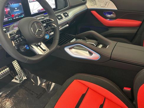 New 2025 Mercedes-Benz GLE 53 AMG 4MATIC image 4