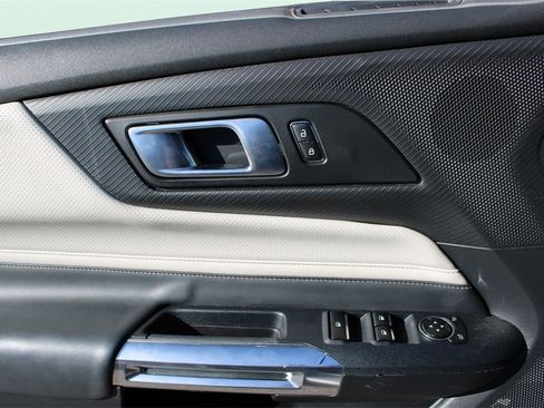 Used 2024 Ford Mustang GT Premium image 15