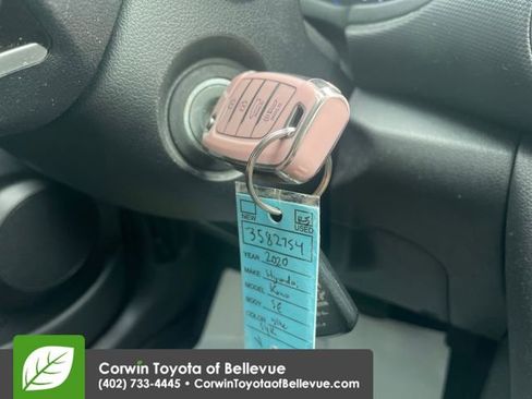 Used 2020 Hyundai Kona SE FWD image 16