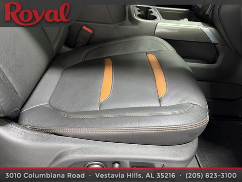 Used 2021 GMC Sierra 1500 AT4 AWD/4WD image 16
