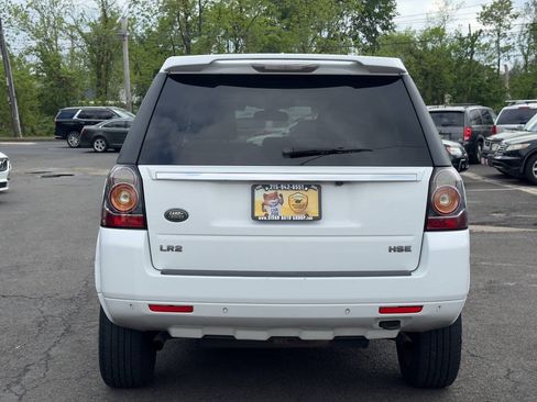 Used 2013 Land Rover LR2 HSE AWD/4WD image 5