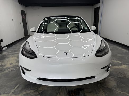 Used 2021 Tesla Model 3 Standard Range Plus RWD image 5