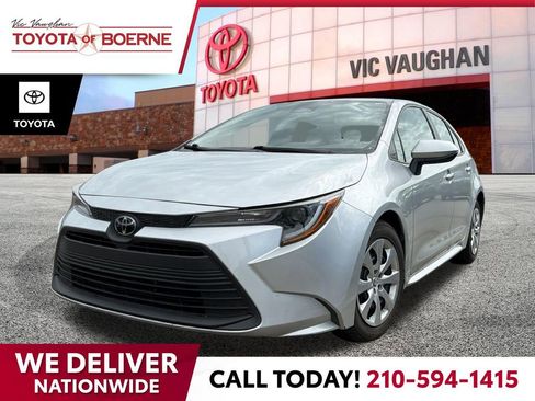 Used 2023 Toyota Corolla LE image 1