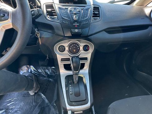 Used 2019 Ford Fiesta SE FWD image 16