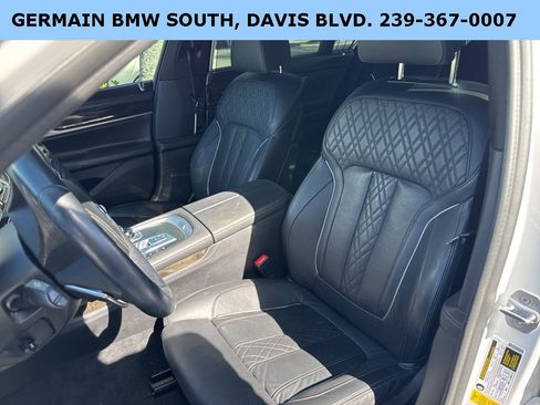 Used 2019 BMW 750i w/ Executive Package image 46