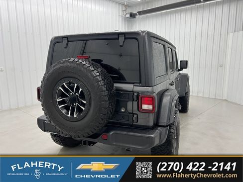 Used 2025 Jeep Wrangler Unlimited Sport AWD/4WD image 3