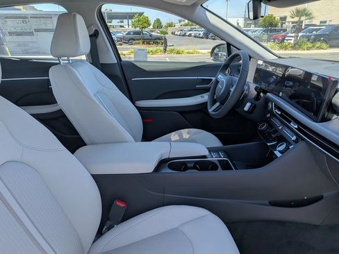 New 2026 Hyundai Sonata SEL FWD image 30