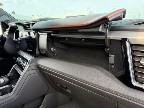 Used 2025 GMC Sierra 1500 Denali image 36