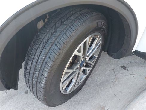 Certified 2022 Ford Escape SEL image 29