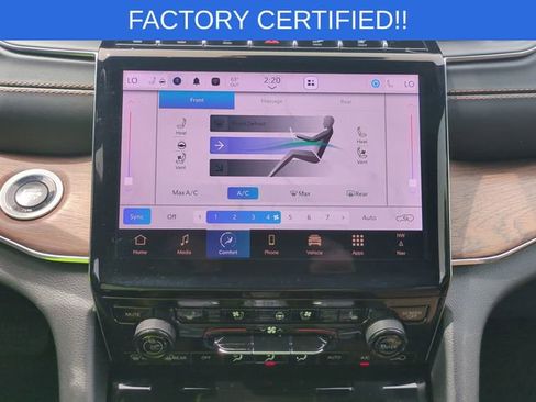 Certified 2025 Jeep Grand Cherokee L Summit w/ Obsidian Package image 17