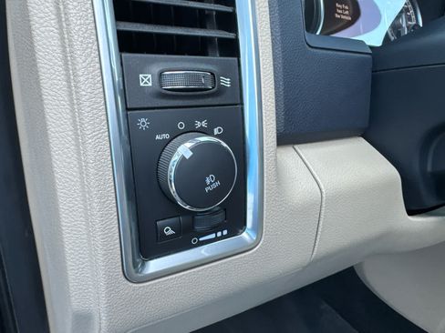 Used 2018 RAM 2500 Limited AWD/4WD image 20