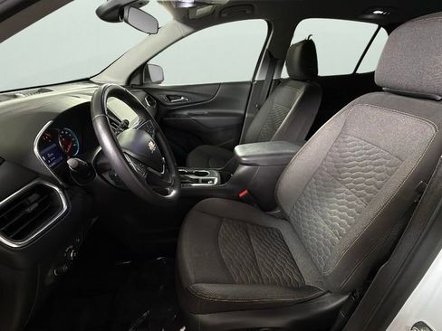 Used 2021 Chevrolet Equinox LT image 17