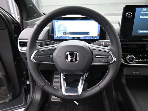 New 2025 Honda Prologue Touring image 18