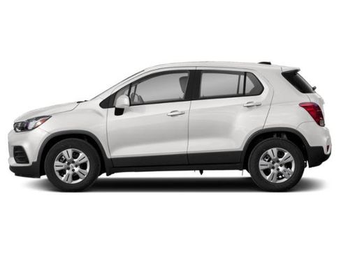 Used 2019 Chevrolet Trax LS FWD image 3