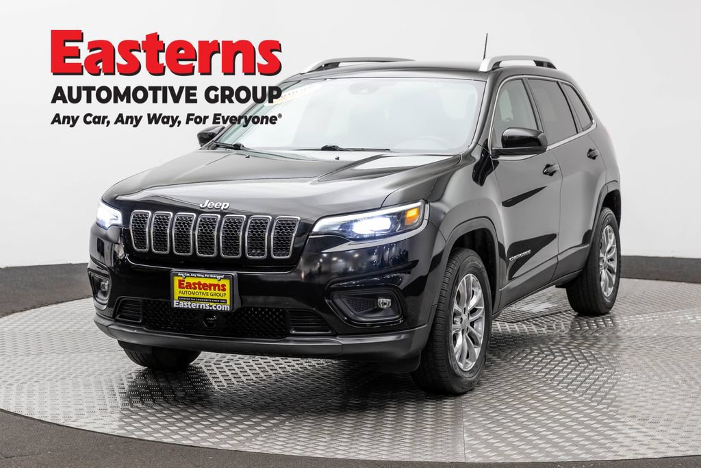 Used 2021 Jeep Cherokee Latitude Plus AWD/4WD image 1