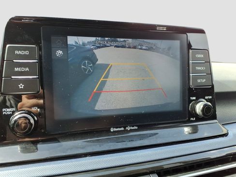 Used 2023 Kia Seltos S image 11