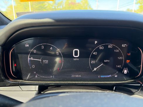 Used 2023 Jeep Grand Wagoneer Series III AWD/4WD image 17