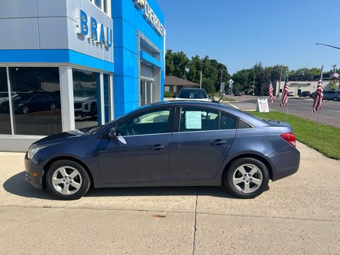 Used 2014 Chevrolet Cruze LT FWD image 1