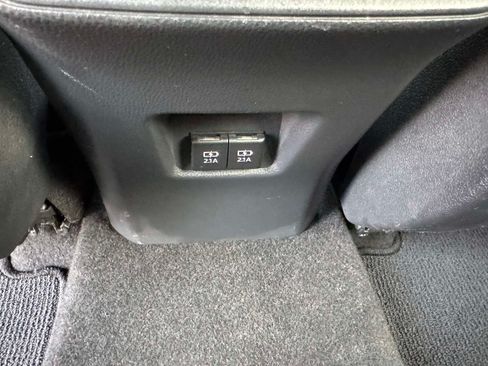 Used 2019 Toyota RAV4 XLE w/ Convenience Package AWD/4WD image 21
