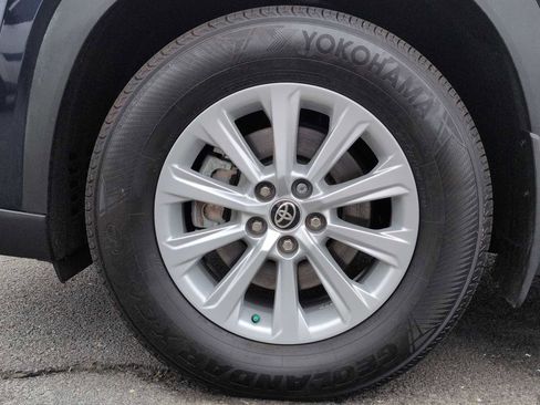 Used 2024 Toyota Grand Highlander AWD image 14