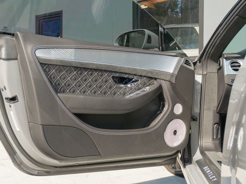 Used 2022 Bentley Continental GT Speed image 65