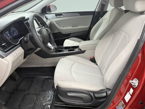 Used 2019 Hyundai Sonata SE FWD image 11
