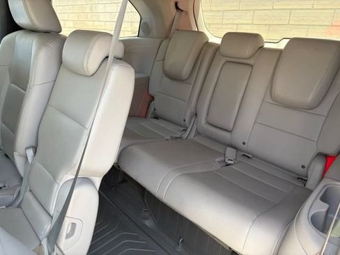Used 2015 Honda Odyssey Touring Elite image 5